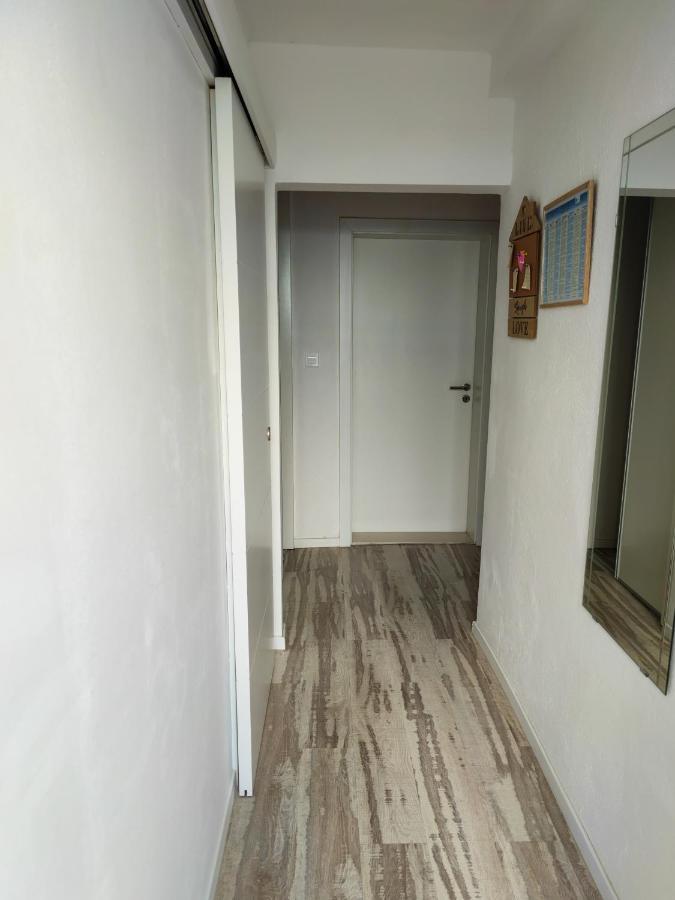 Apartman Jelena Podstrana Bagian luar foto